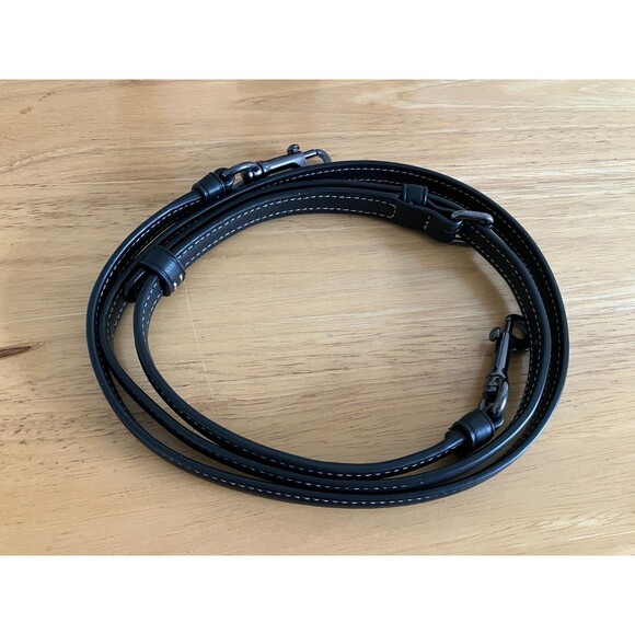 Coach X Disney Mickey Mouse Face Ear Pie Eye Leather Crossbody Bag Lightly Used - Picture 11 of 12